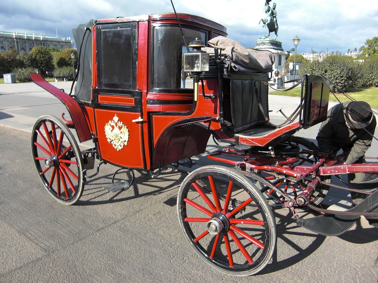 科技引領(lǐng)駕駛培訓(xùn)革新，駕校跑馬機(jī)最新型號介紹