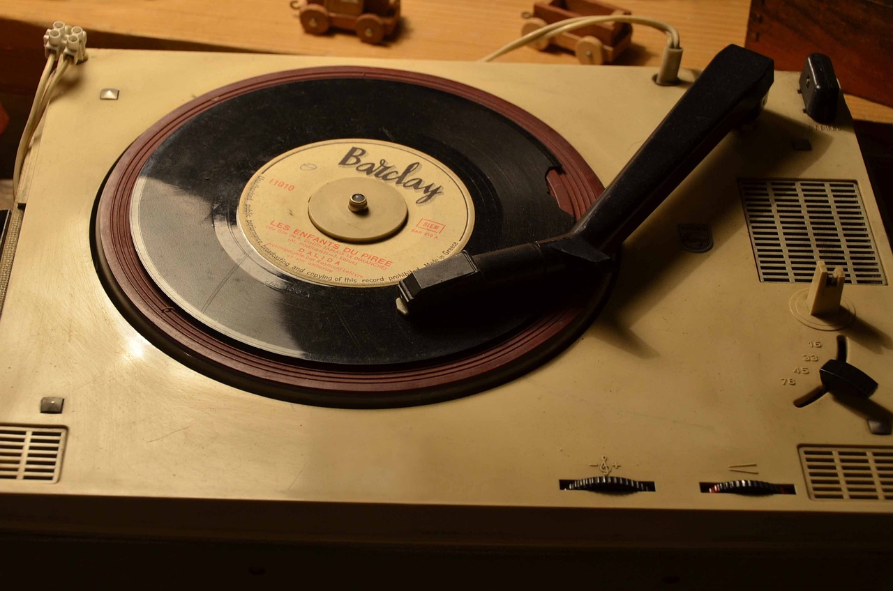 石墨礦最新價(jià)格動(dòng)態(tài)，市場(chǎng)行情分析與每噸價(jià)格解讀