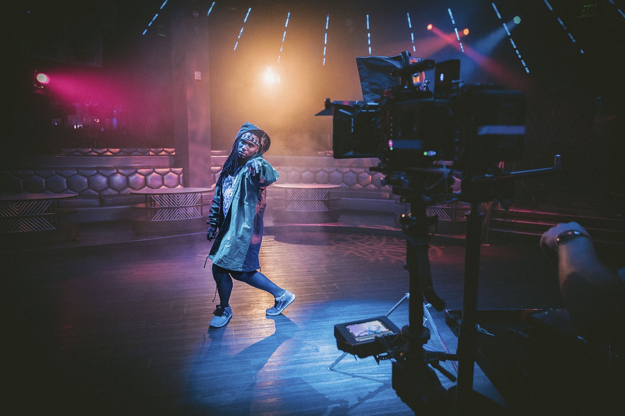 菲菲影院最新更新，影視娛樂新紀(jì)元探索