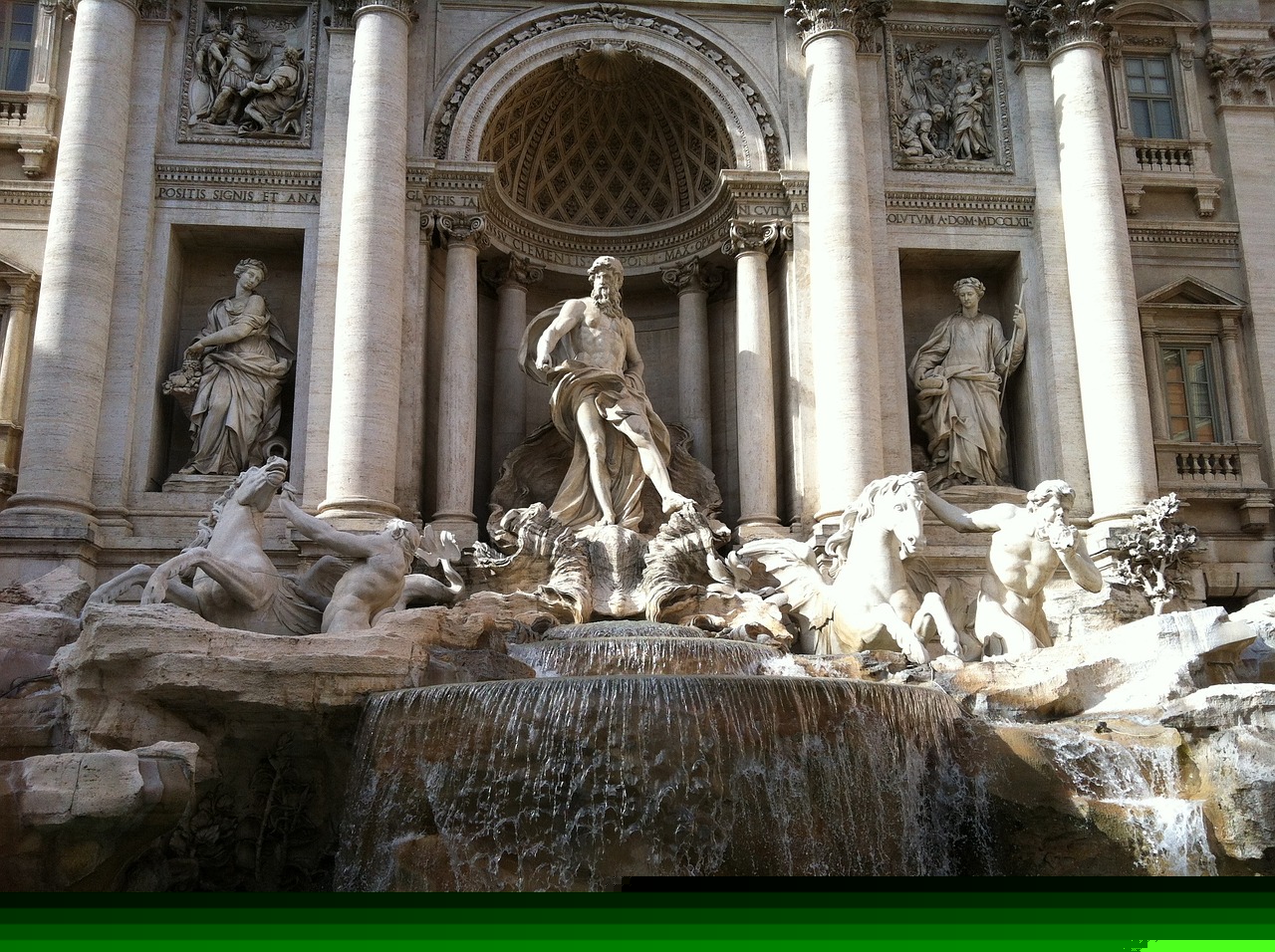 寶格麗香水最新款，探索全新香氛境界