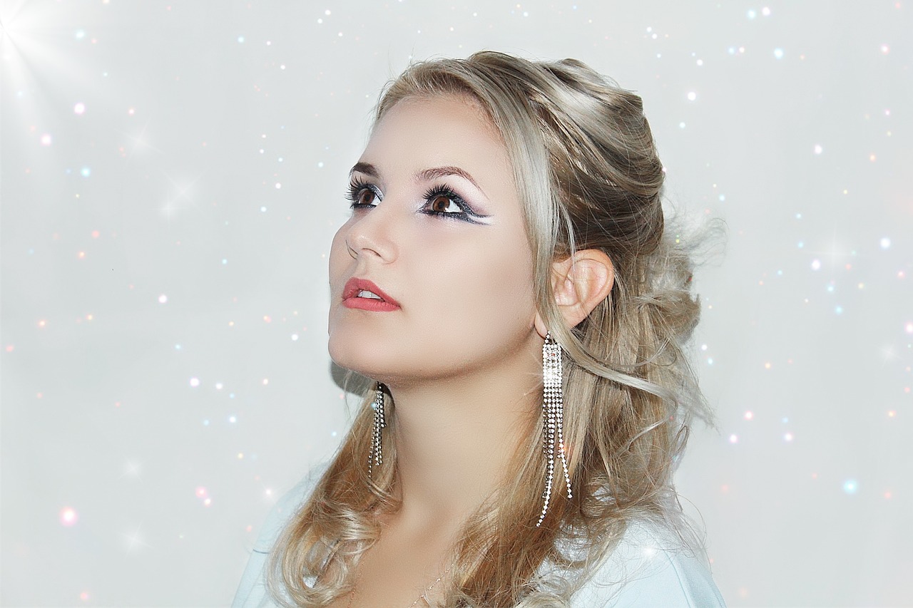 探索時尚新風尚，2017最新女生發(fā)型匯總