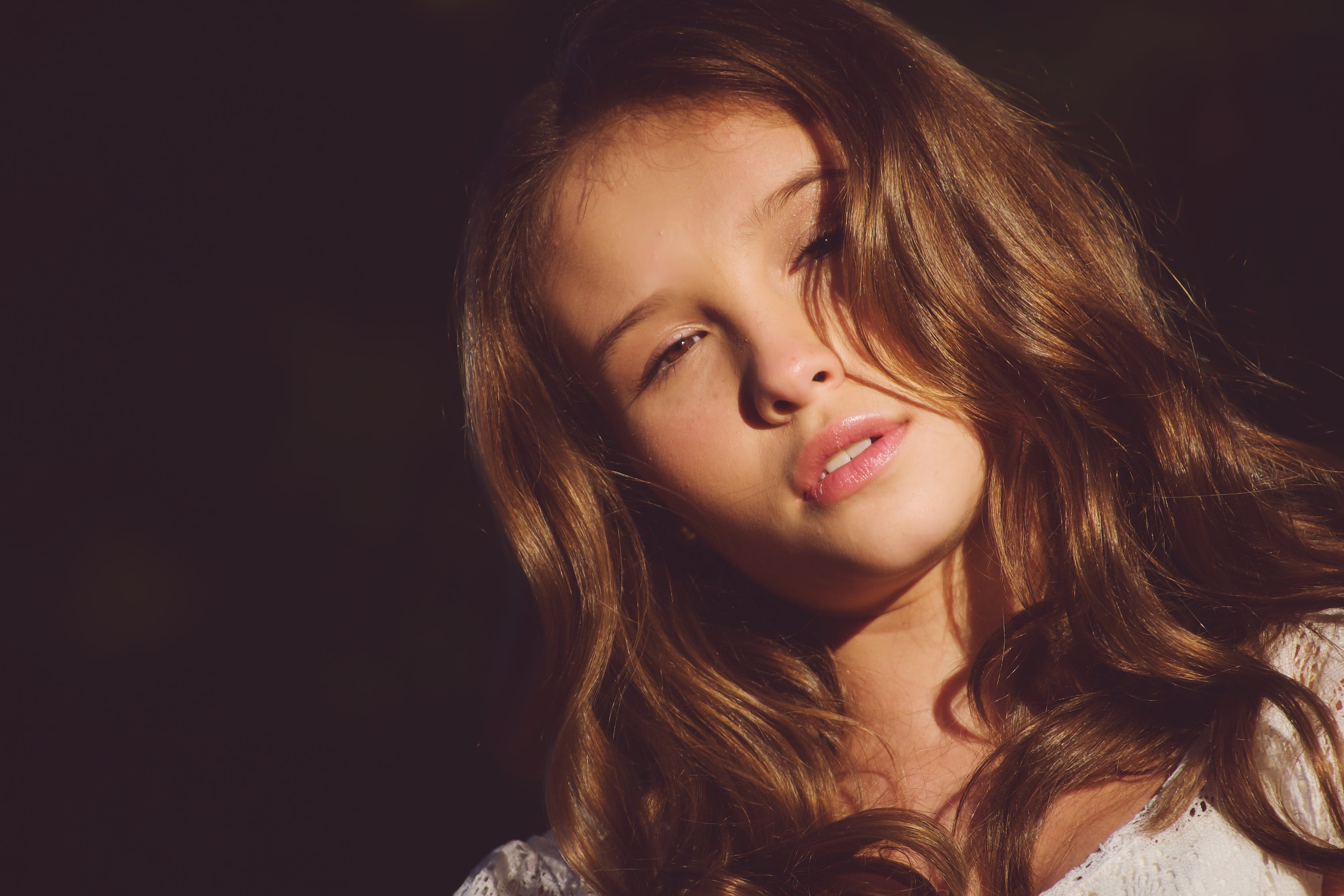 李準(zhǔn)基最新圖片展現(xiàn)多面魅力瞬間定格