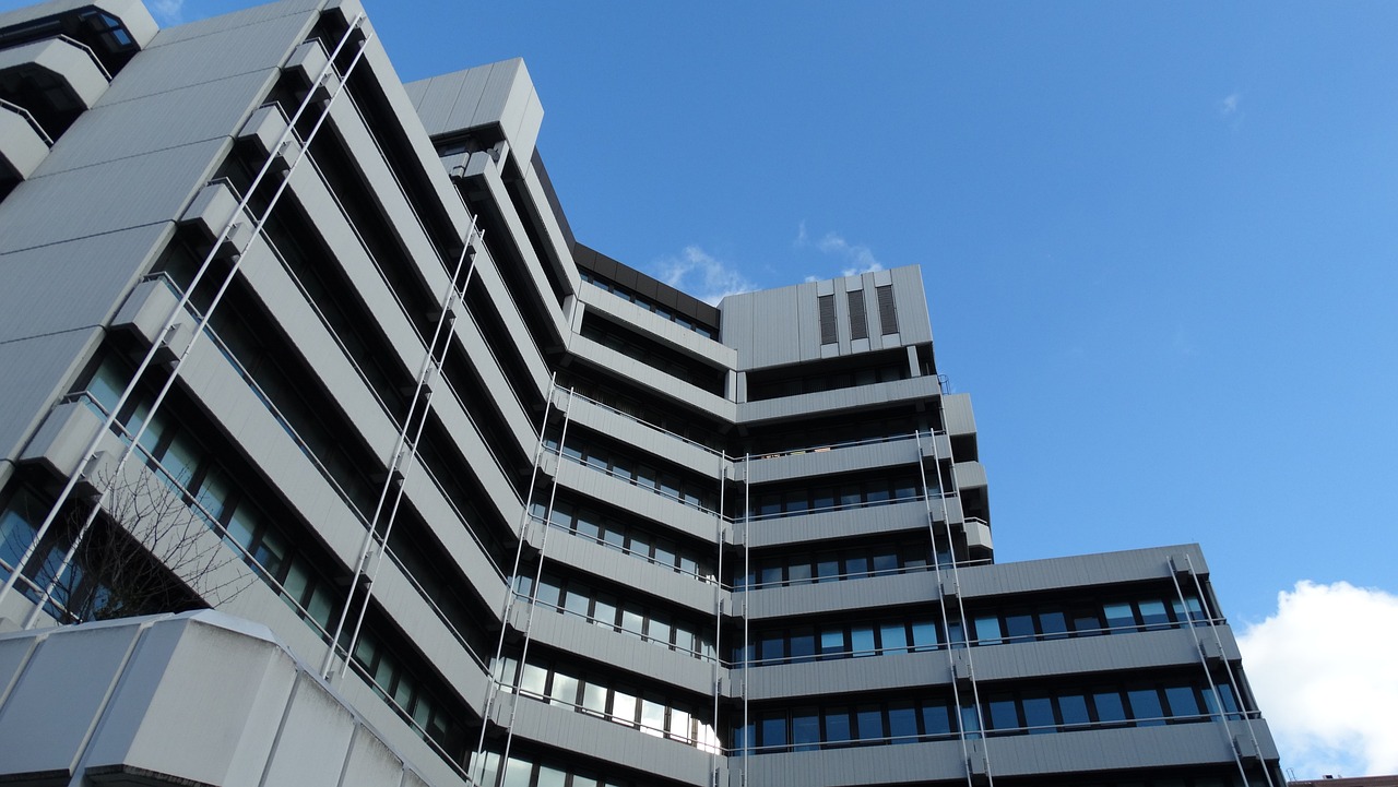 房屋租賃最新法律法規(guī)，保障市場公平透明，維護(hù)租賃權(quán)益