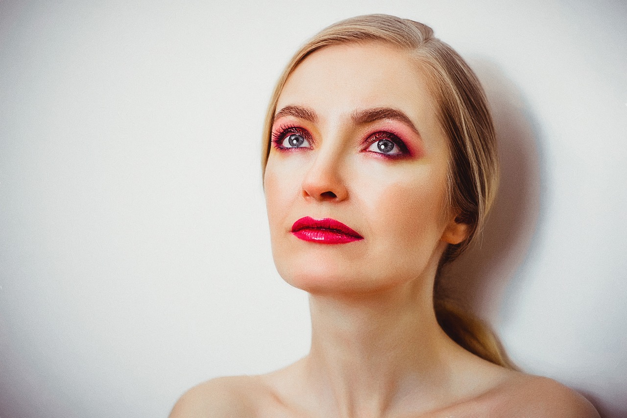 最新款眉形，引領(lǐng)時(shí)尚潮流的焦點(diǎn)