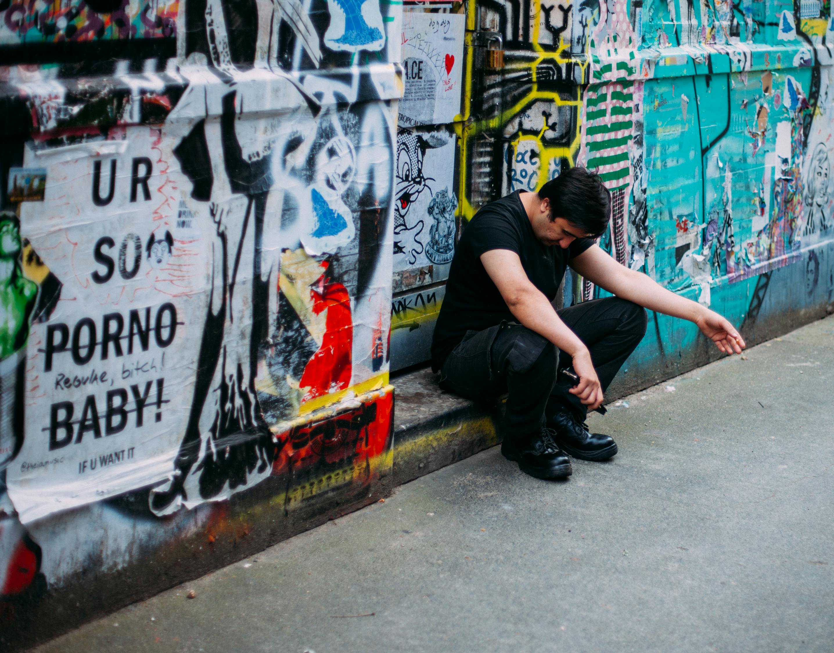 警惕涉黃信息，Xxoo最新地址相關(guān)內(nèi)容低俗、色情，違反法律法規(guī)