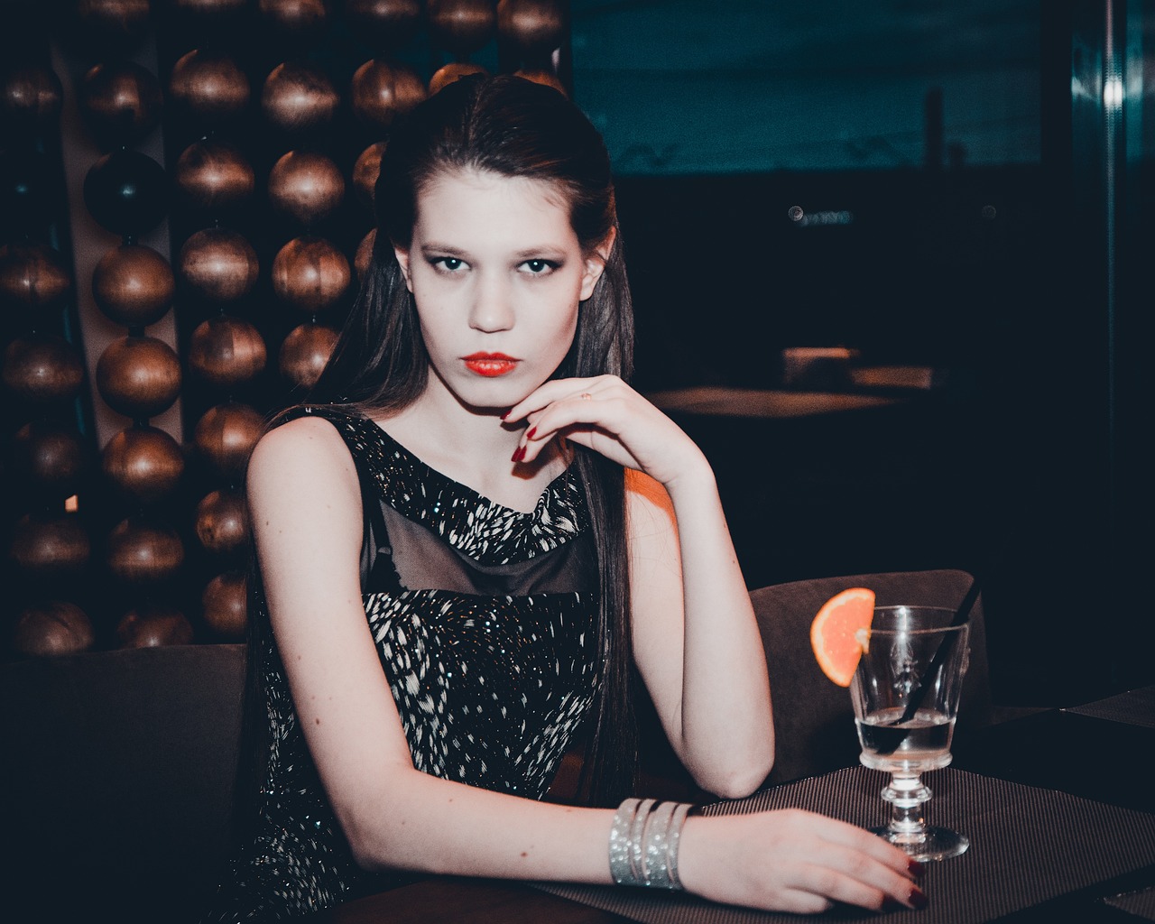 QQ頭像2017最新版女，時(shí)尚潮流與個(gè)人風(fēng)格的完美融合頭像盤(pán)點(diǎn)