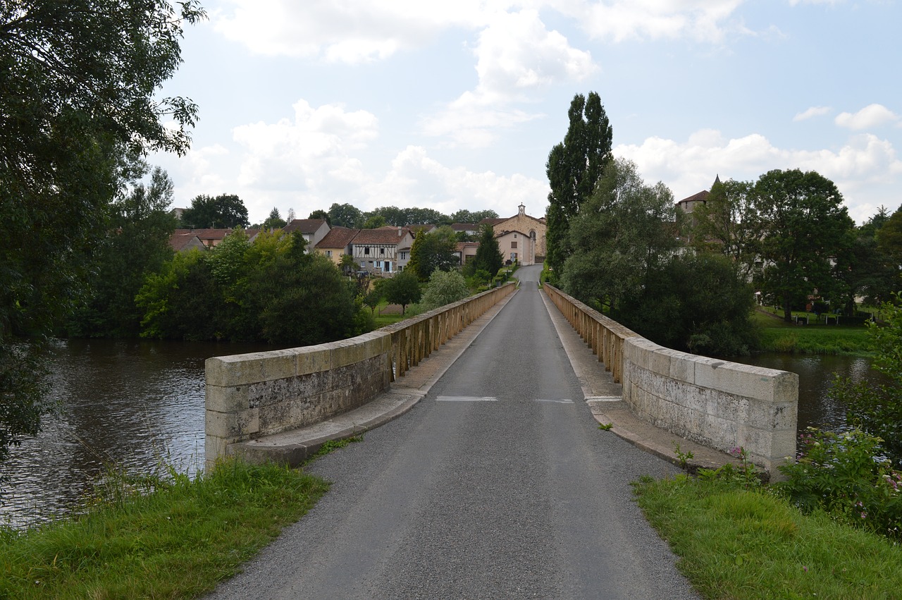 眾泰福特創(chuàng)新突破，最新動(dòng)態(tài)與未來(lái)展望